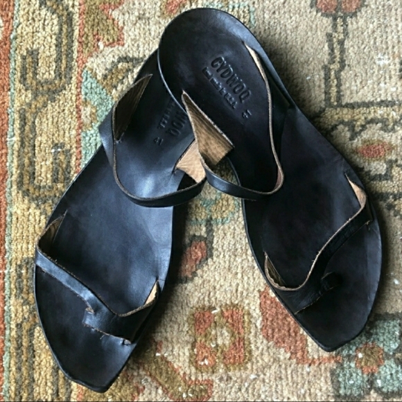CYDWOQ | Shoes | Cydwoq Bare Naked Sandal Black Size 1 | Poshmark